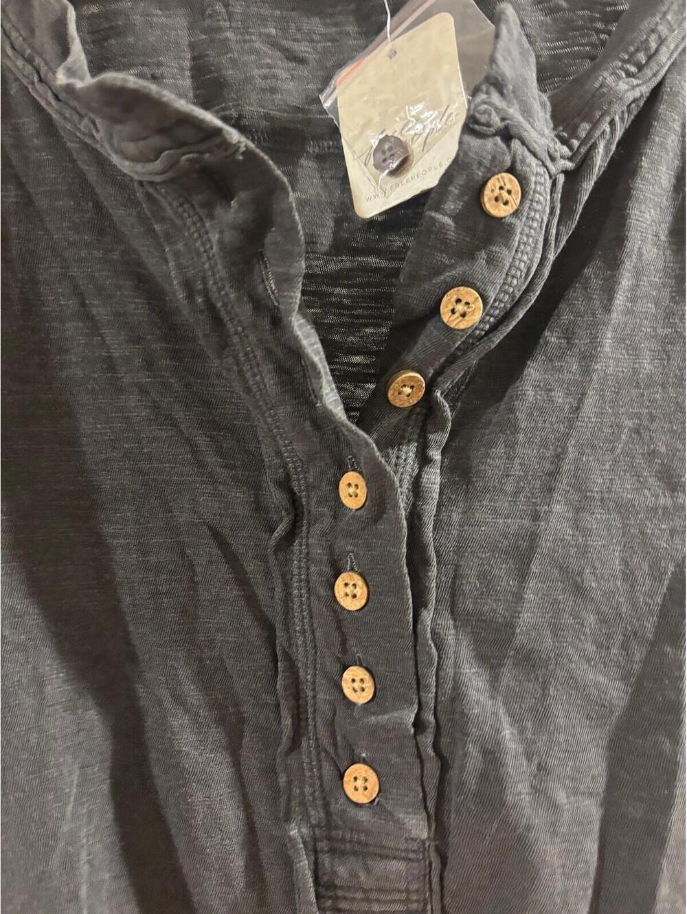 Free People “We The Free” Button Front Tank NWT Small - Picture 3 of 5